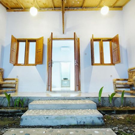 Sentul Hostel Kuta  Экстерьер фото