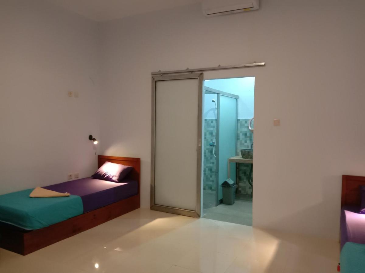 Sentul Hostel Kuta  Экстерьер фото
