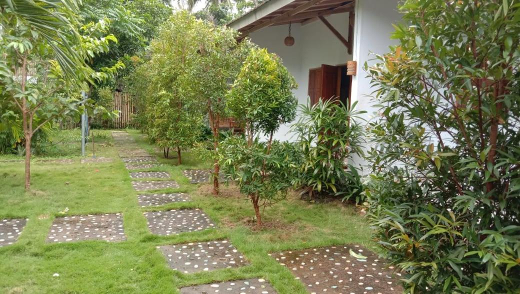 Sentul Hostel Kuta  Экстерьер фото